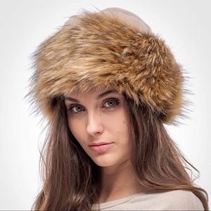 Trimmed Winter Hat Fur Warm